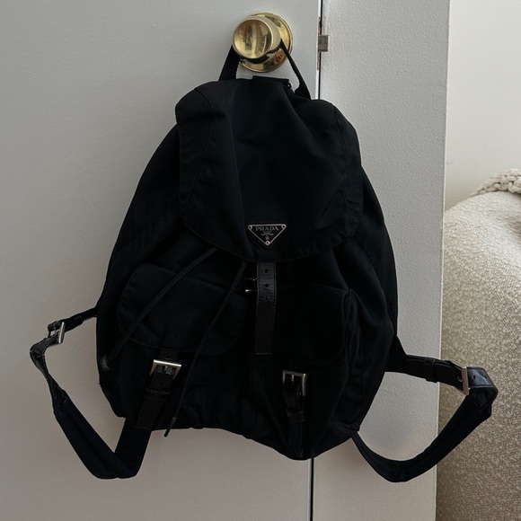 AUTHENTIC Prada Medium Saffiano-Trimmed Vela Backpack 🖤 - Picture 4 of 15